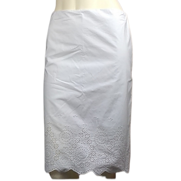 Banana Republic white eyelet skirt Womens size 6 Basic Capsule - Picture 2 of 10